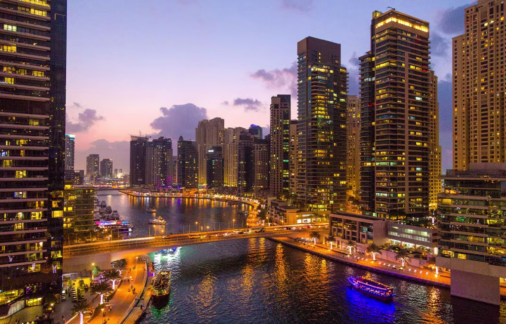 Unique things to do in Dubai at night with skyline views