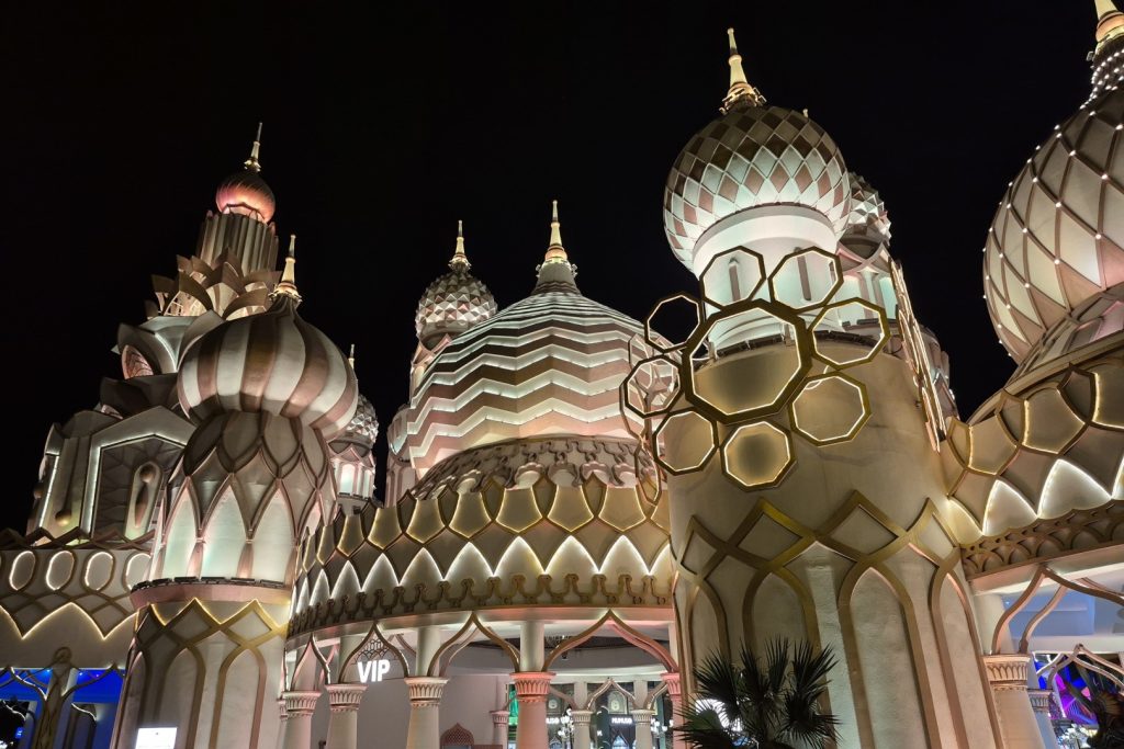 Global Village among Dubai Attractions Open Late At Night