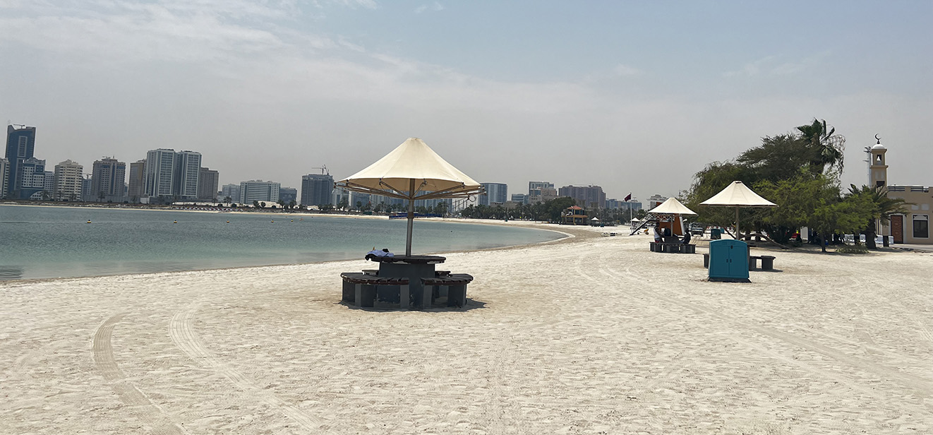 hidden beach in Dubai calm lagoon at Al Mamzar