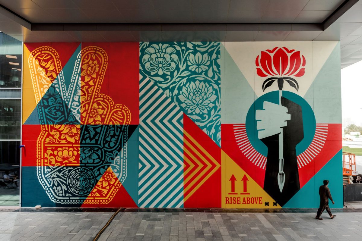 hidden photography locations Dubai - D3 colourful mural wall