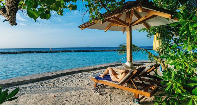 Beachfront hotel private beach Palm Jumeirah