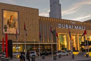 Luxury shopping in Dubai at The Dubai Mall entrance