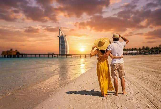 couple enjoying free date ideas Dubai Marina
