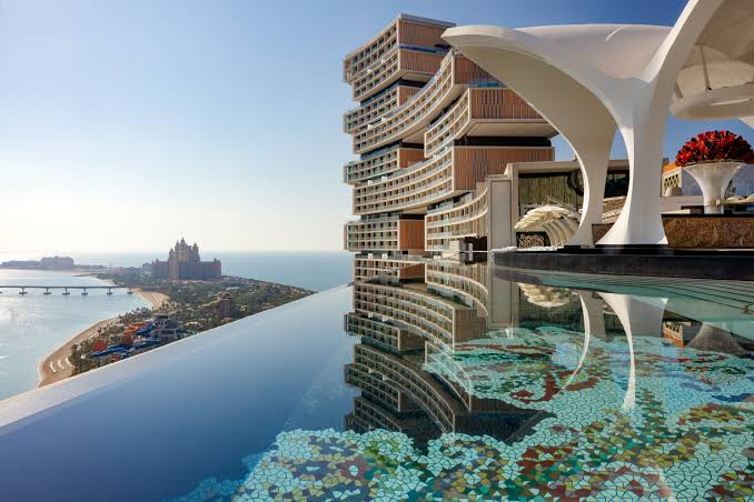 Best hotels in Dubai skyline view from luxury resort