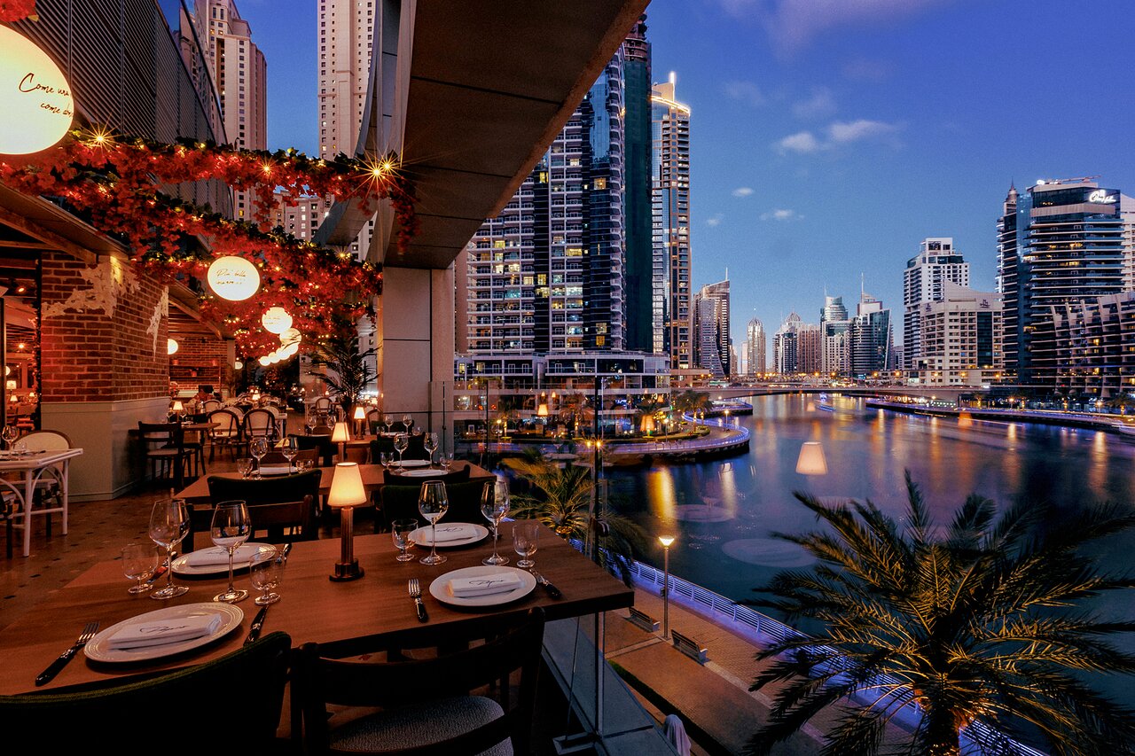 Best cafes in Dubai Marina waterfront terrace