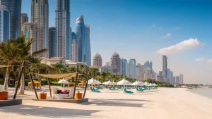 Best public beaches in Dubai skyline view