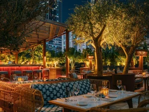Best late night restaurants Dubai open past midnight
