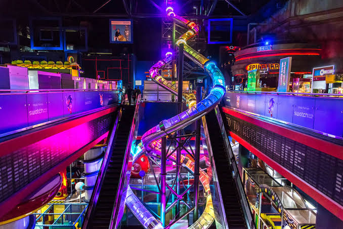 Kids activities Dubai Mall – Sega Republic arcade